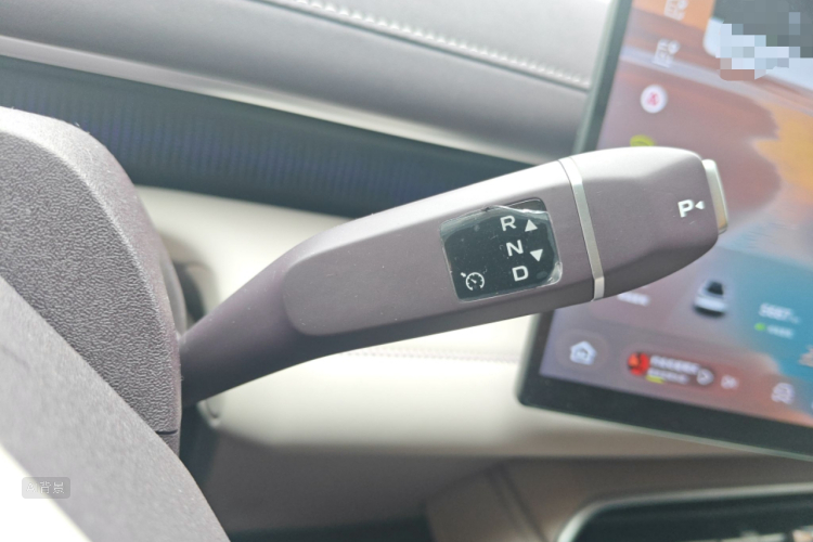 Deepal S07 2025 image de voiture #16