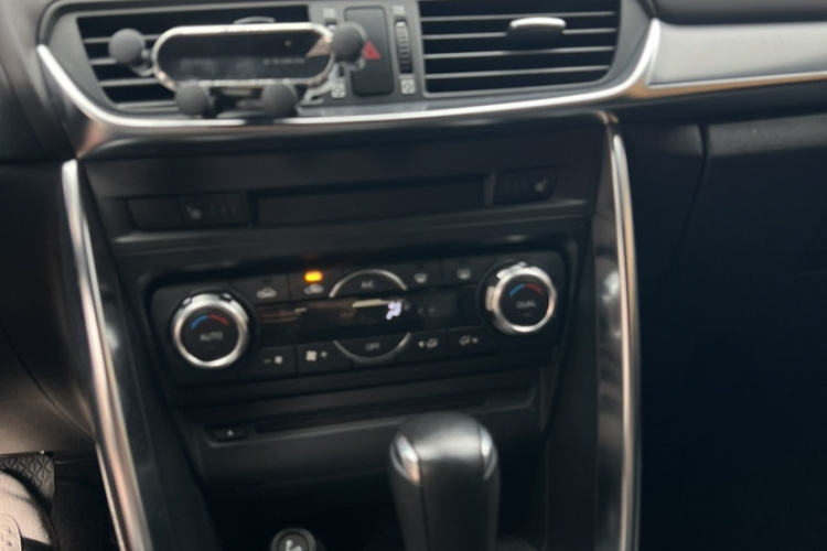 马自达 马自达CX-4 2018 汽车图片 #16