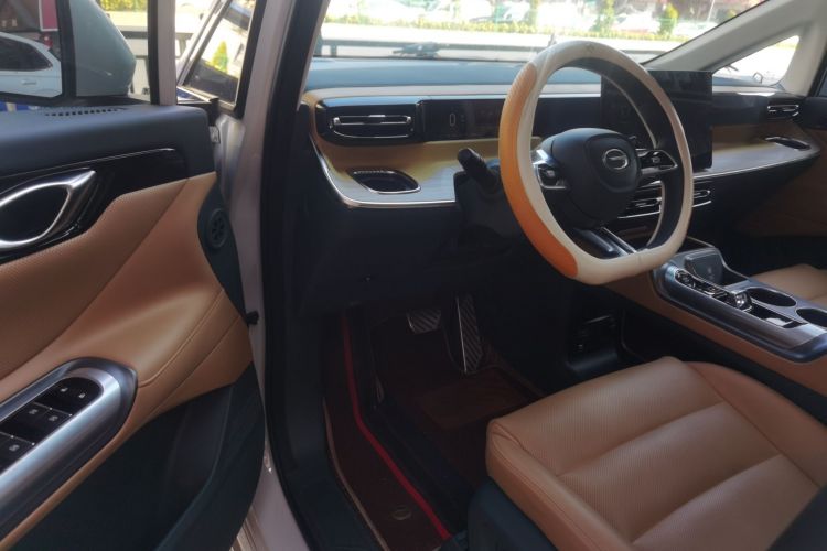 GAC Trumpchi E8 New Energy 2023 car image #16