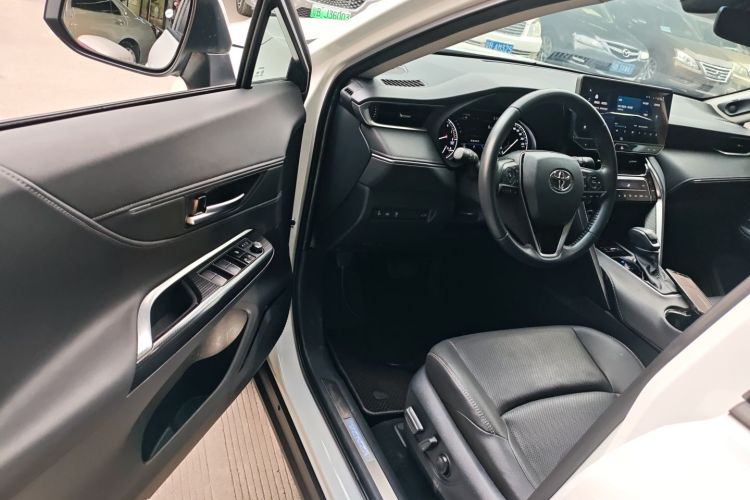 Toyota Venza 2023 immagine di auto #16