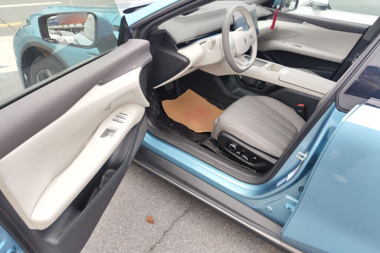 Deepal L07 2025 صورة سيارة #16