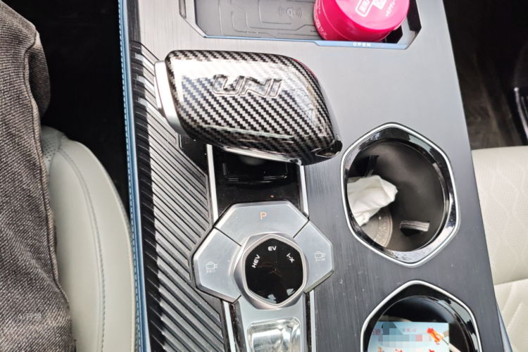 Changan UNI-K iDD 2022 #16 Changan UNI-K iDD 2022 car image #16