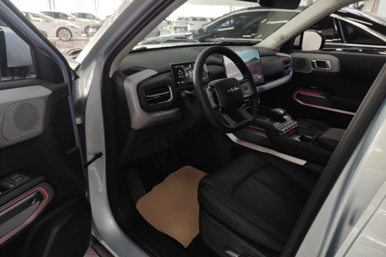 FangChengBao Tiger 3 2025 car image #16