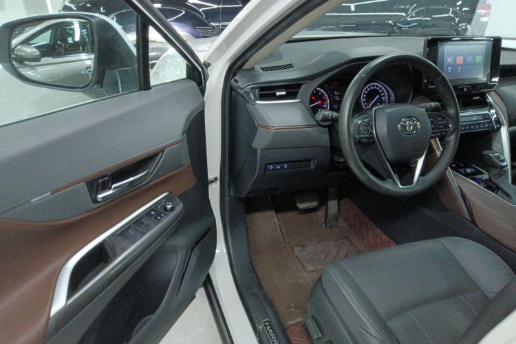 Toyota Harrier 2021 immagine di auto #16