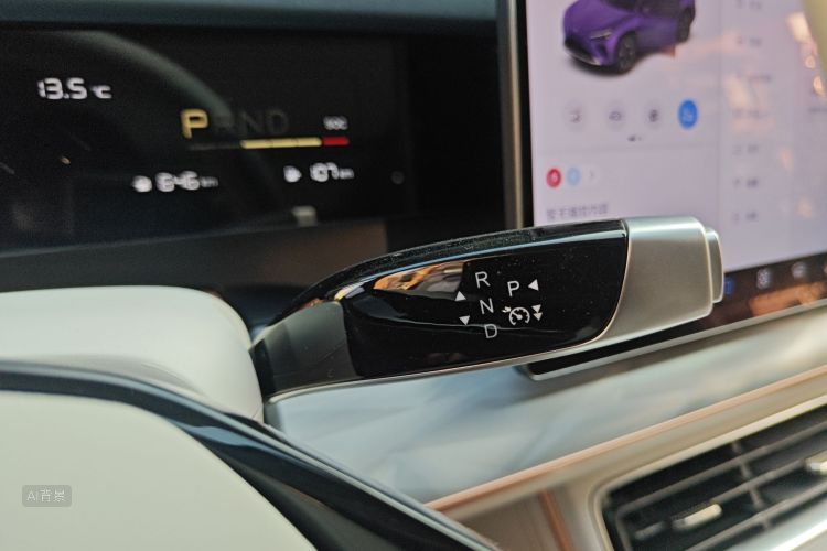 Neta L 2024 изображение автомобиля #16