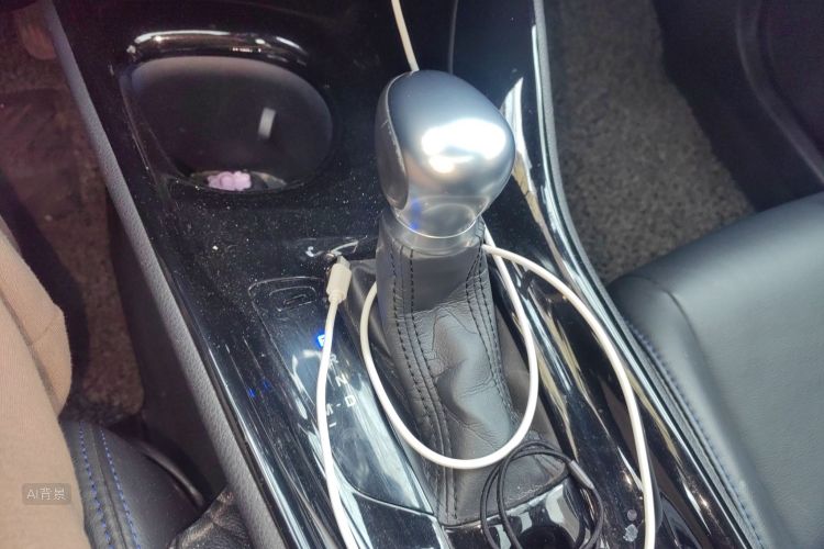 Toyota C-HR 2019 immagine di auto #16