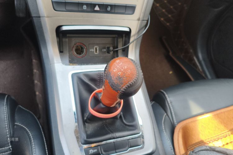 MG GS 2018 car image #16