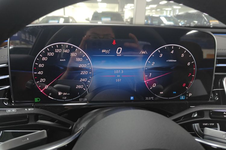 Mercedes-Benz E Class 2026 car image #16