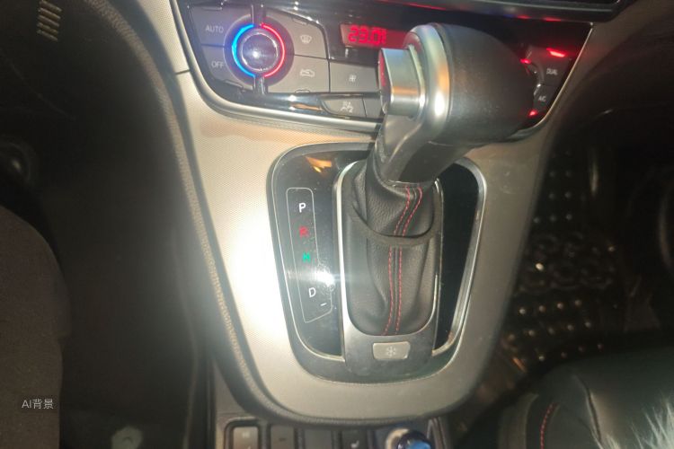 Haval H6 2015 #16 Haval H6 2015 car image #16
