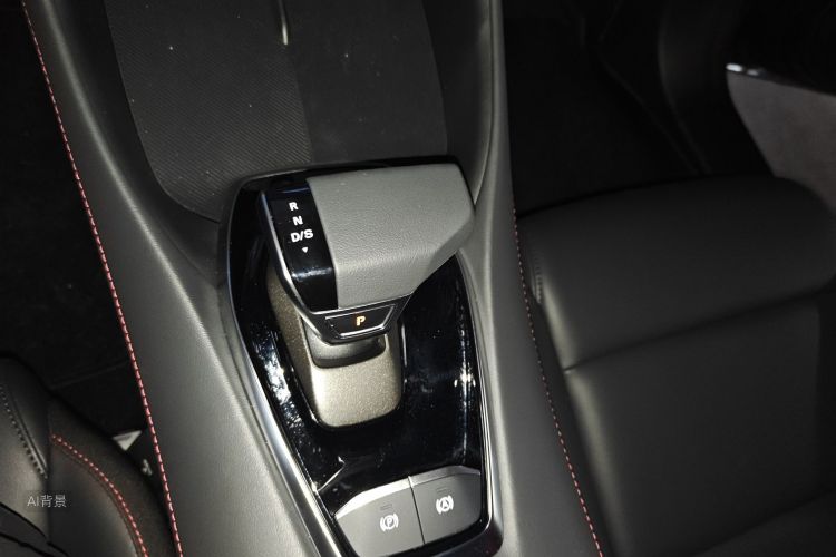 MG 2025 car image #16