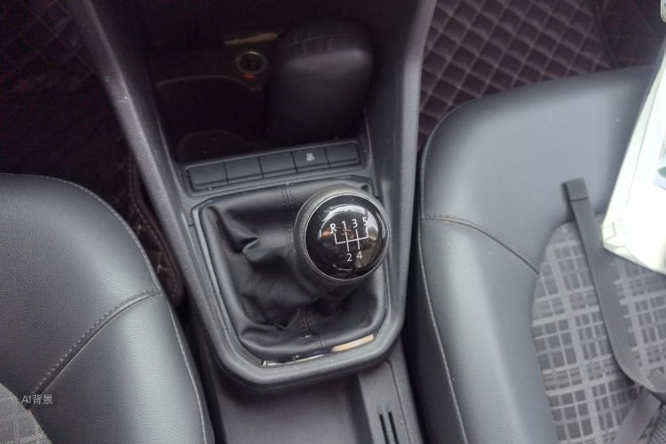 Volkswagen Jetta 2017 immagine di auto #16