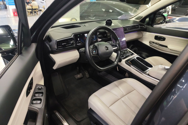 蔚来 蔚来ES8 2021 汽车图片 #16