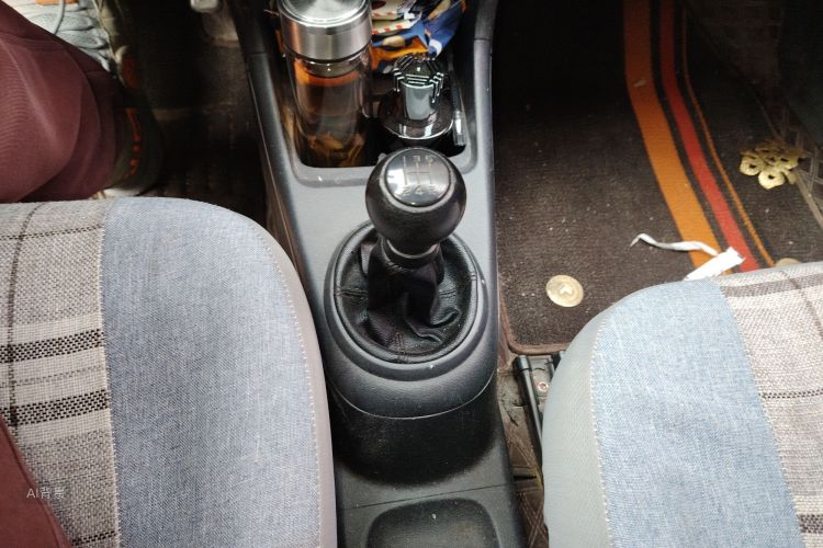 Suzuki Alto 2015 imagen de coche #16