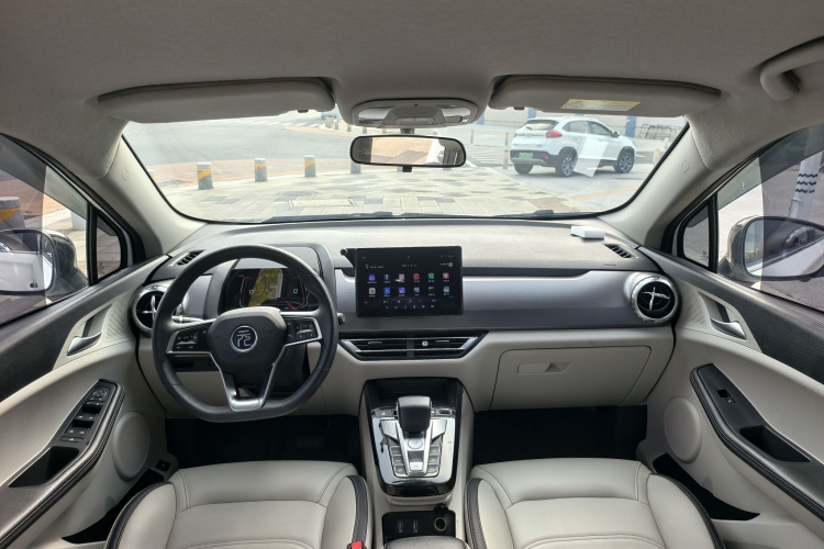 BYD Yuan Pro 2022 immagine di auto #16