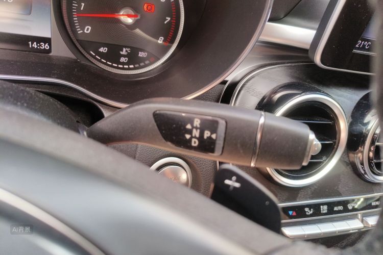 Mercedes-Benz C Class 2017 car image #16