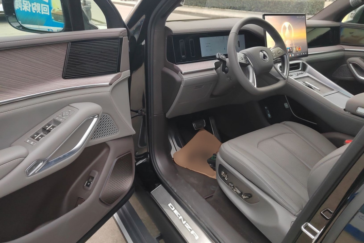 Denza N9 2025 #16 Denza N9 2025 imagem de carro #16