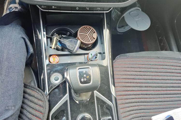 HongQi HS5 2021 car image #16