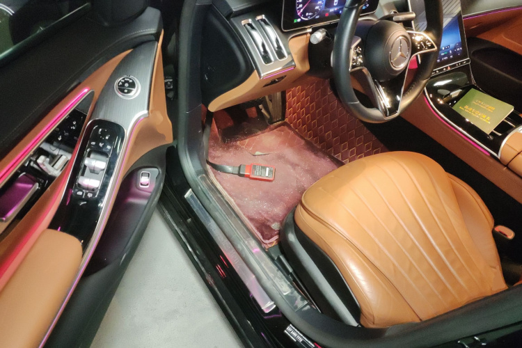 Mercedes-Benz S Class 2021 car image #16