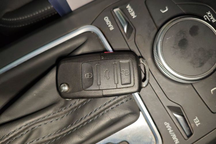 Q2L 2019 car image #16