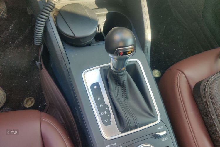 Q2L 2020 car image #16