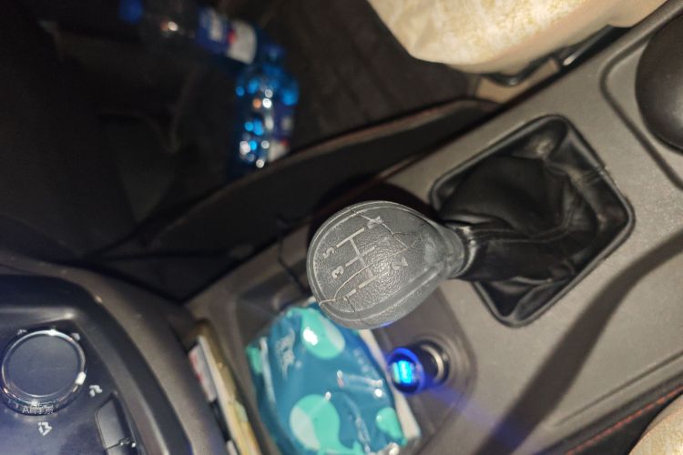 Wuling Hongguang 2017 immagine di auto #16