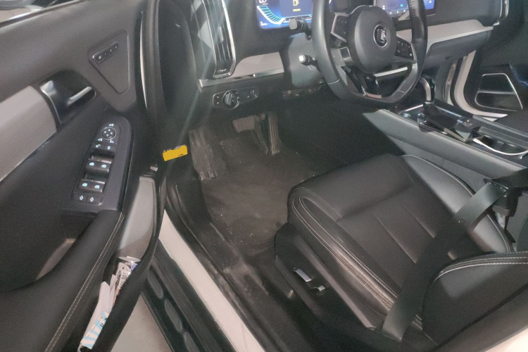 BYD Tang 2018 immagine di auto #16