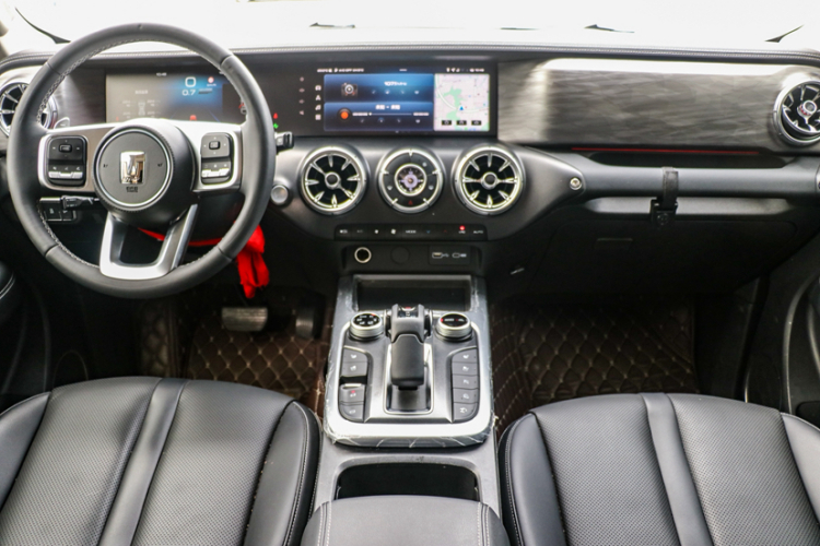 Tank 300 2023 immagine di auto #16