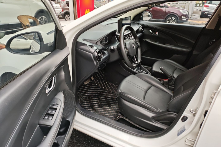 Changan Alsvin 2020 car image #16