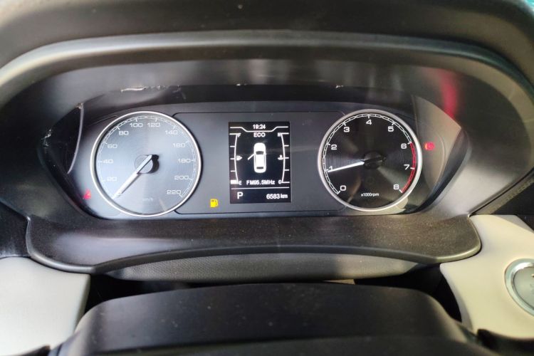 Kaiyi Xuandu 2021 #16 Kaiyi Xuandu 2021 car image #16