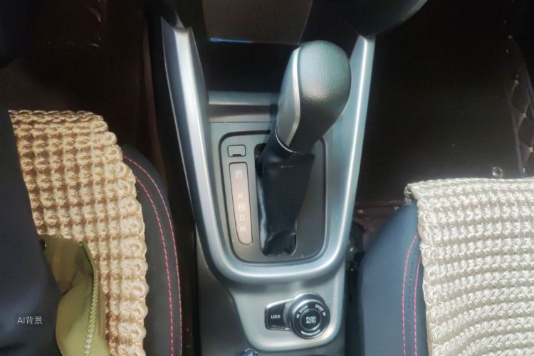 Suzuki Vitara 2016 изображение автомобиля #16