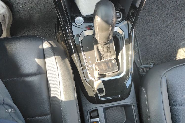 T-Roc 2019 #16 T-Roc 2019 car image #16