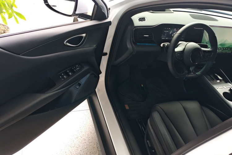 BYD Seal 06 New Energy 2025 car image #16