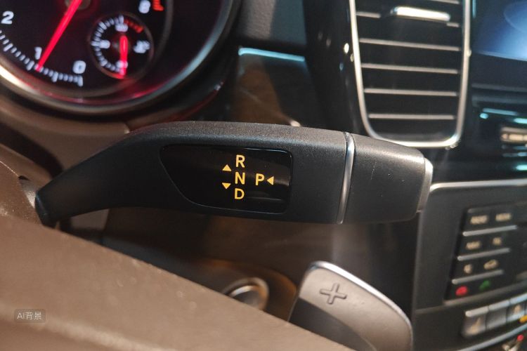 Mercedes-Benz GLS Class 2018 #16 Mercedes-Benz GLS Class 2018 car image #16