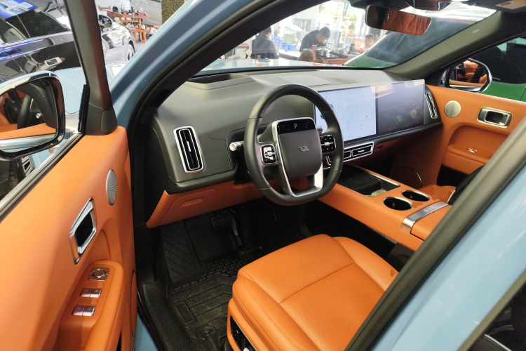 Li L9 2022 صورة سيارة #16