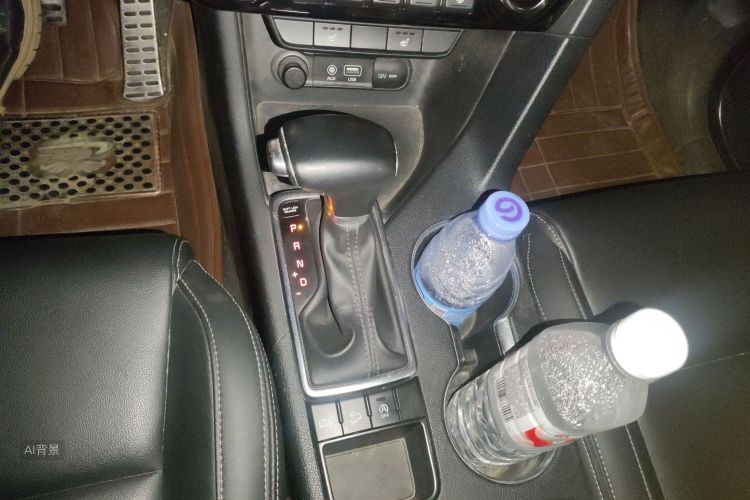 Kia KX5 2016 صورة سيارة #16