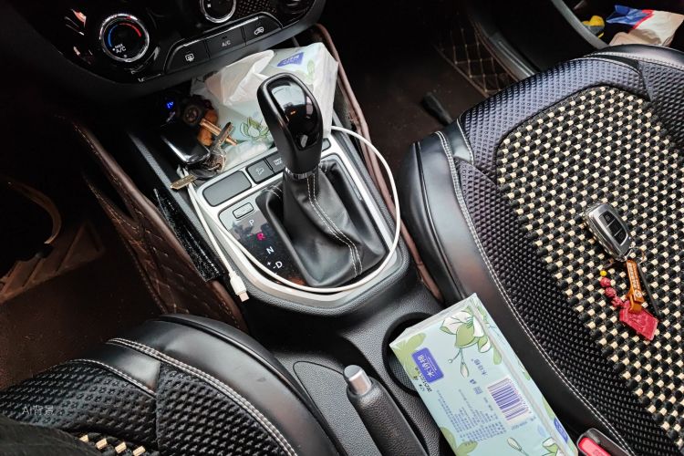 Hyundai ix25 2019 #16 Hyundai ix25 2019 car image #16