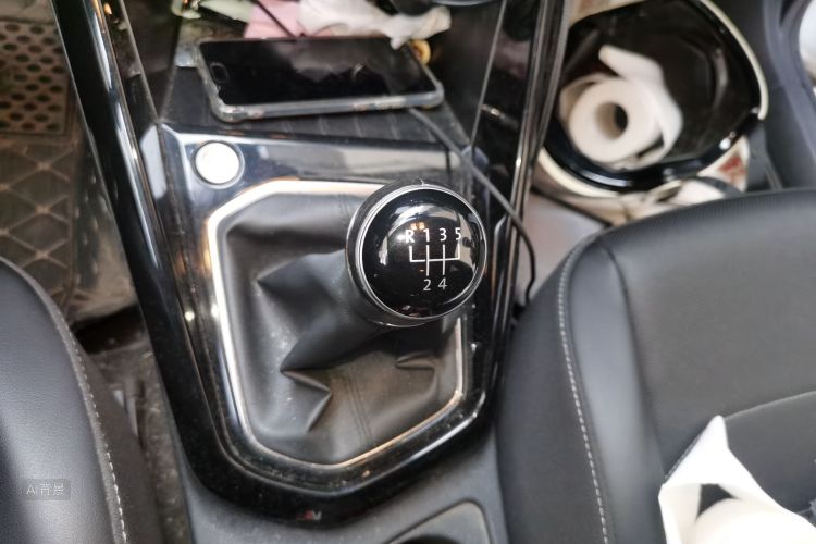 VS5 2022 car image #16