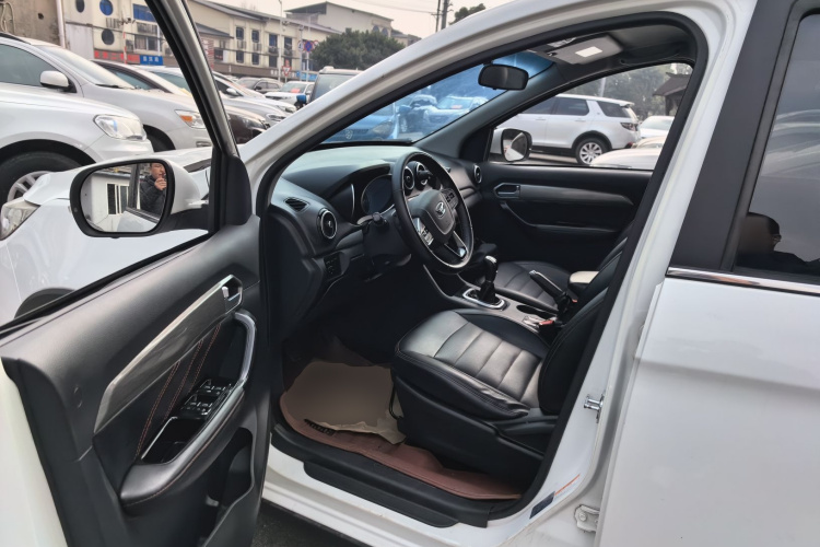 Kaiyi V3 2016 car image #16