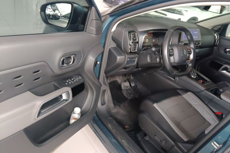 Citroen C5 AIRCROSS 2023 car image #16