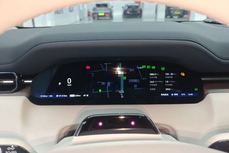 Zeekr 9X 2025 car image #16