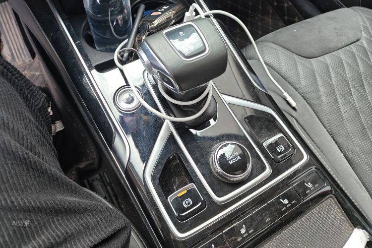 HongQi HS5 2023 car image #16