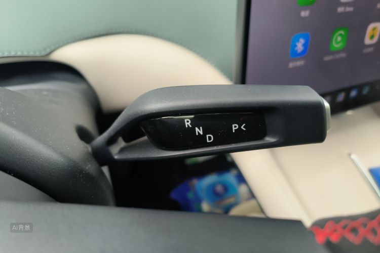 MI YU7 2025 immagine di auto #16