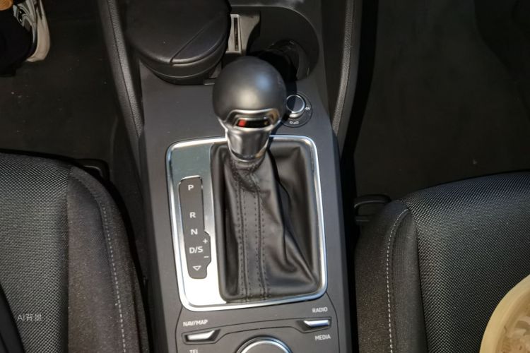 Q2L 2021 car image #16