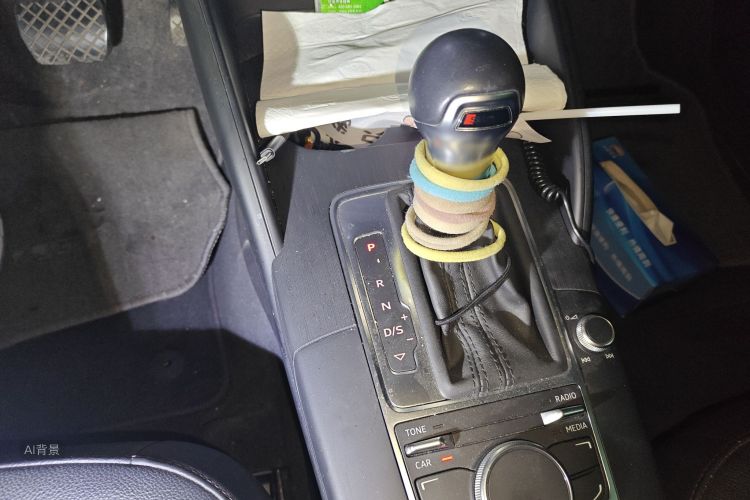 Audi A3 2015 car image #16