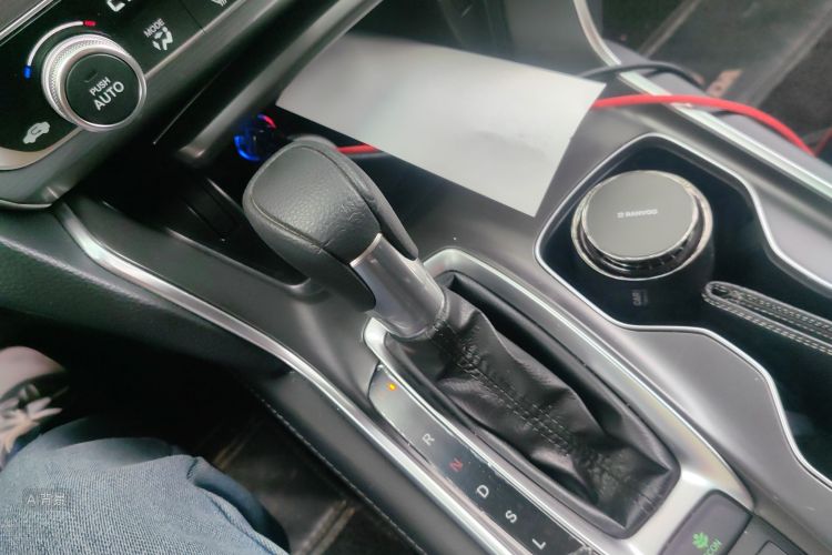 Honda Accord 2019 car image #16