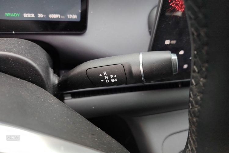 零跑汽车 零跑C10 2024 汽车图片 #16