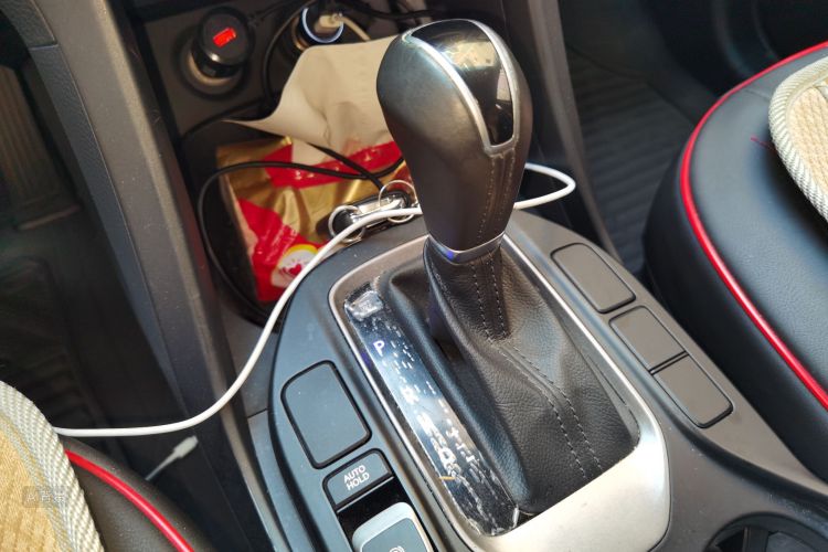 Hyundai Santa Fe 2014 car image #16