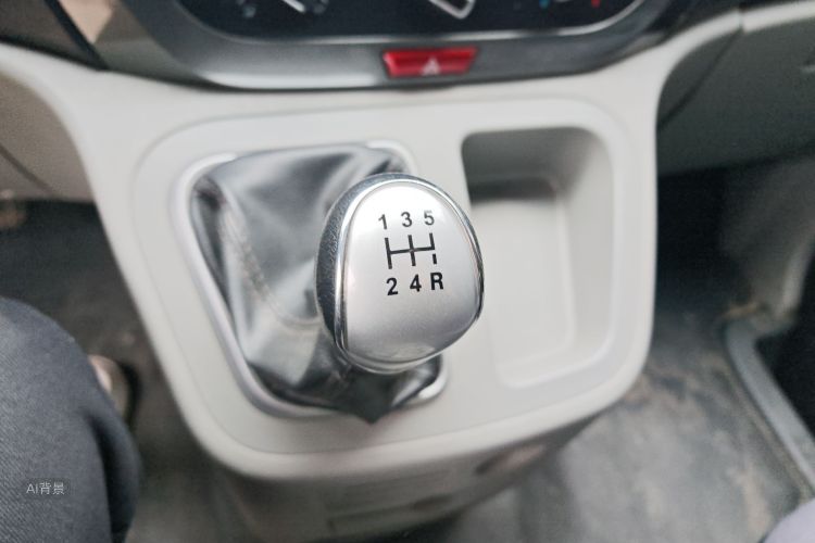 JAC 2015 #16 JAC 2015 car image #16