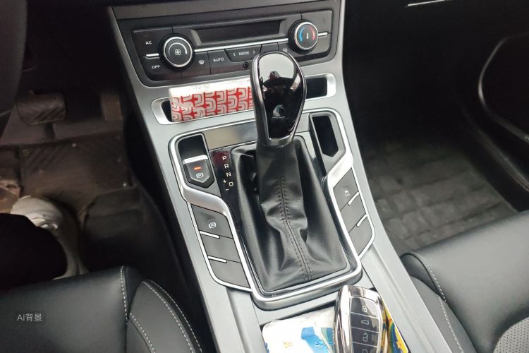 GEELY Emgrand 2021 car image #16