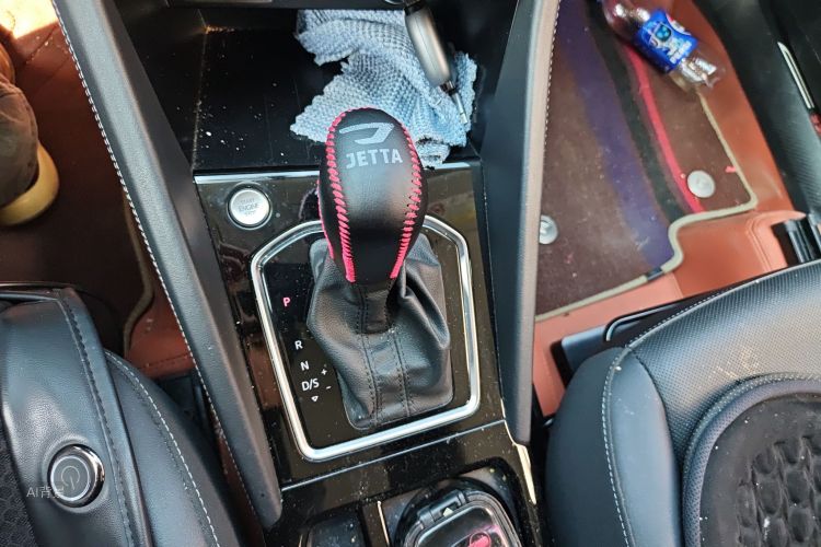 VS5 2024 car image #16